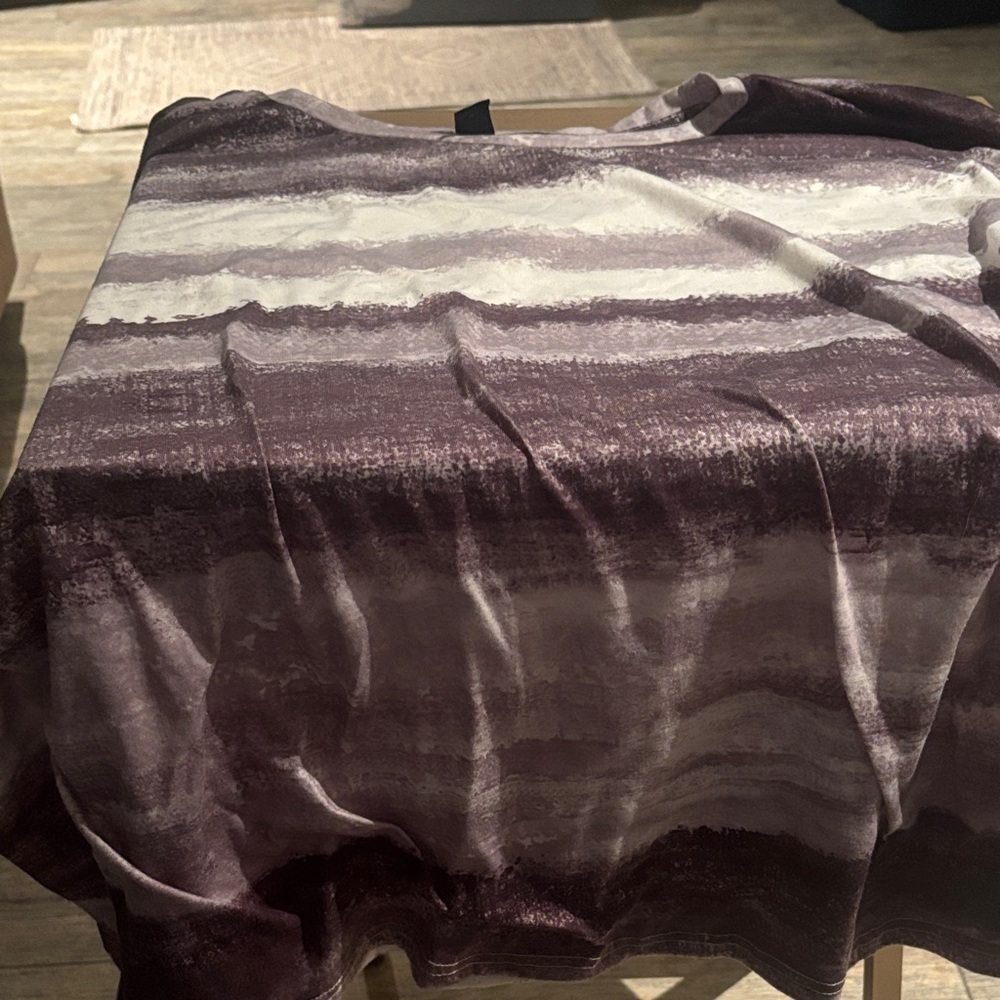 Women’s t shirt